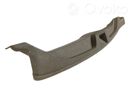 Bagāžnieka sliekšņa dekoratīvā apdare