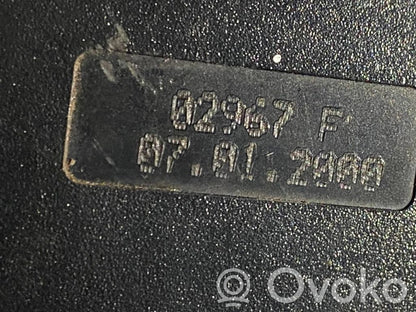 Priekšējās jostas sprādze