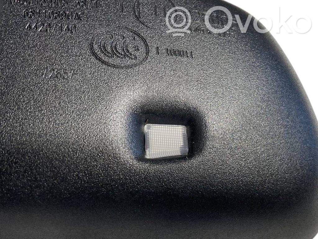 Atpakaļskata spogulis (salonā)