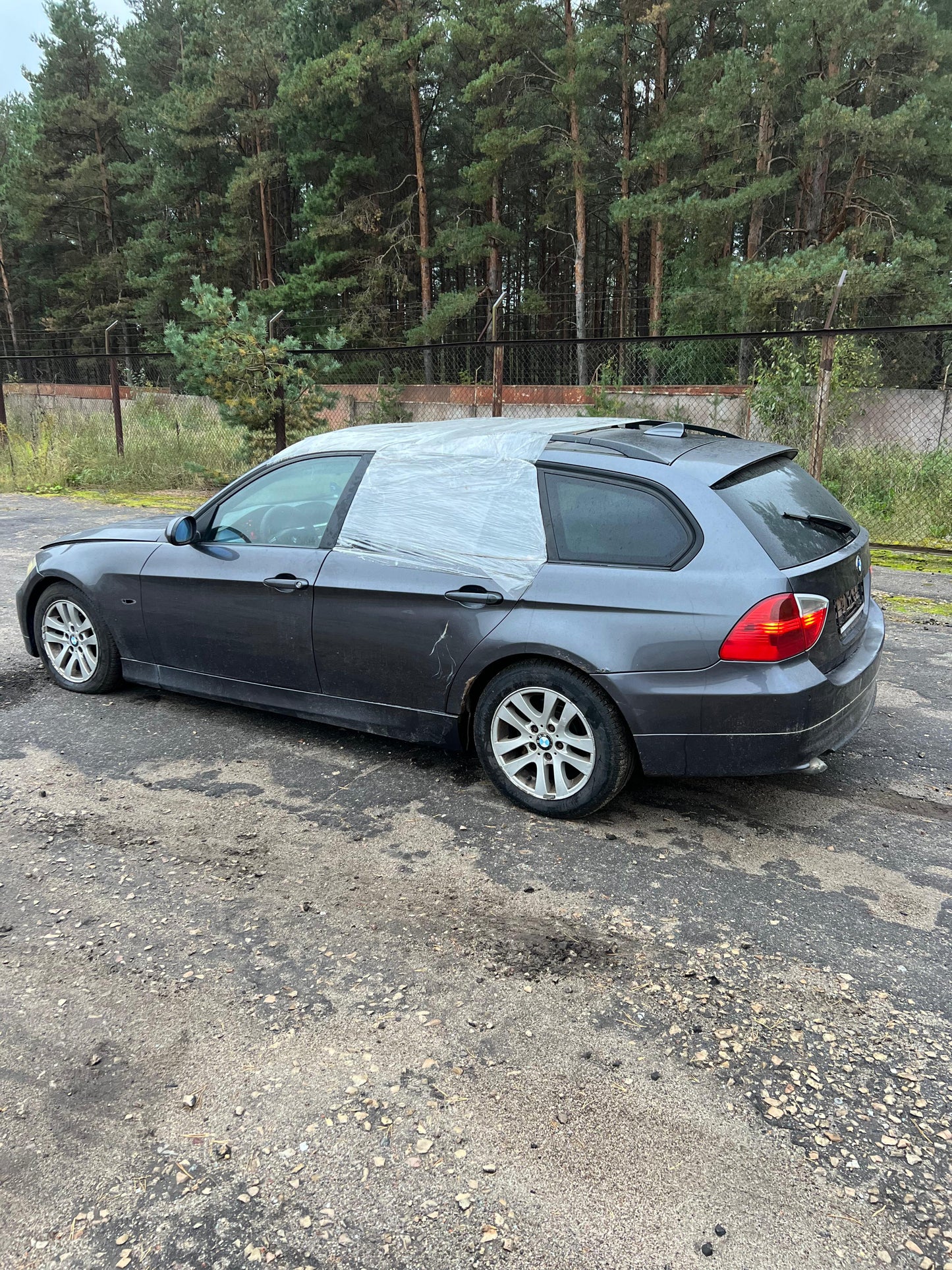 BMW 320d 2006.g.