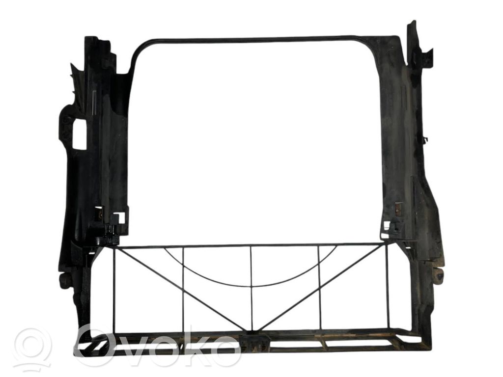 Radiator(s) holder/bracket