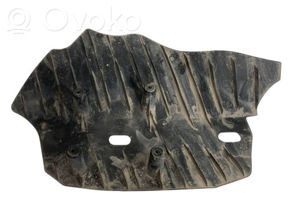 Apakšas aizsargs šasijas aizmugurējā daļā