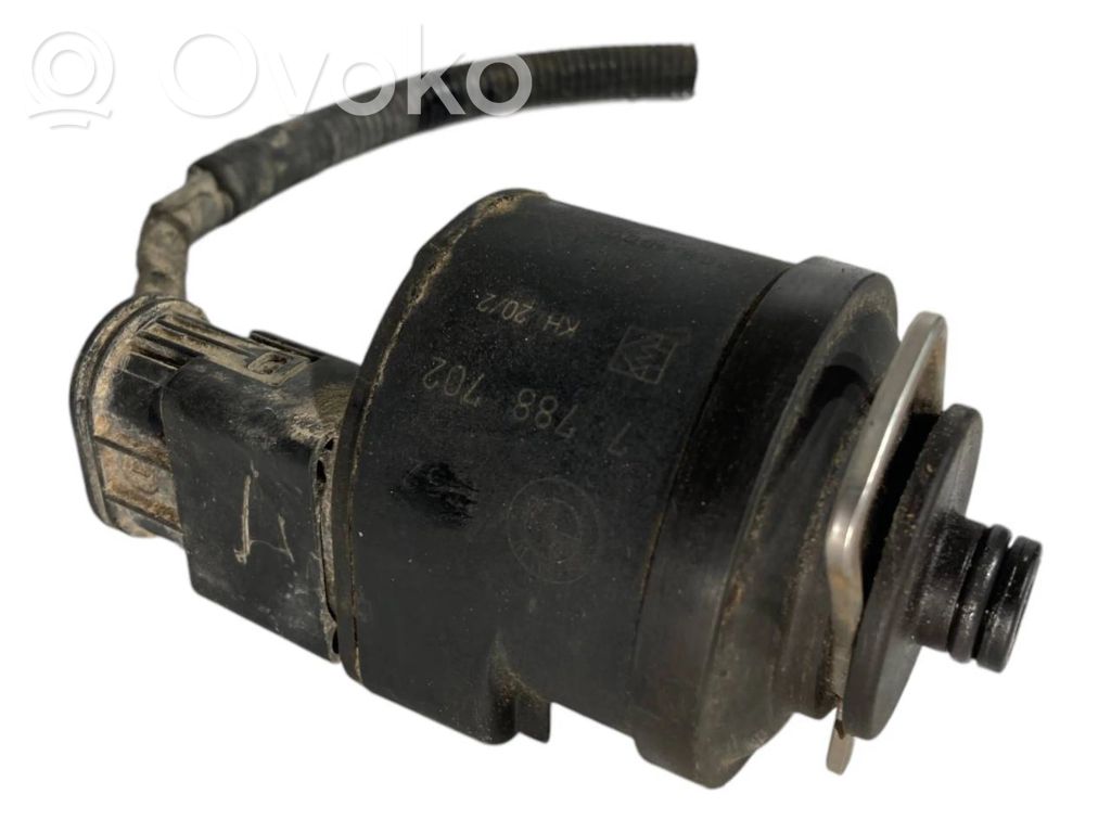 Fuel filter heater