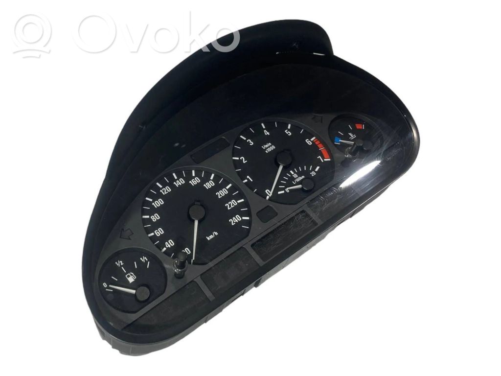 Spidometrs (instrumentu panelī)