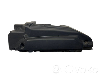 Engine cover (decorative trim)