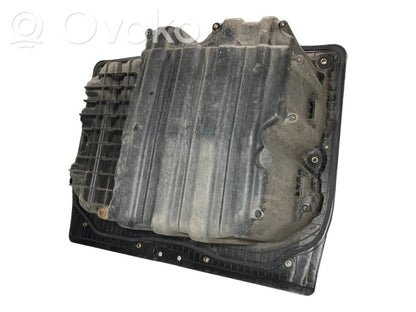 Trunk storage compartment