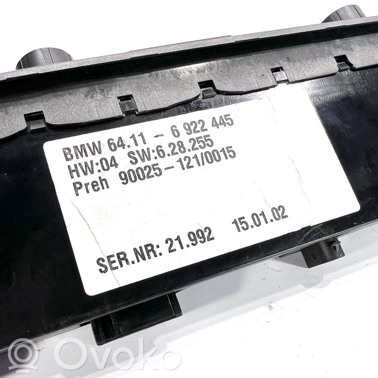Air conditioning / climate control / interior heating control unit (in the passenger compartment)