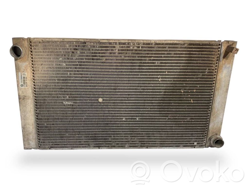 Dzesēšanas šķidruma radiators