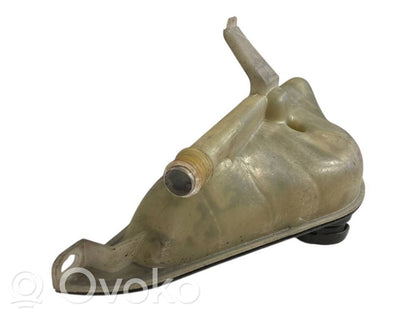 Dzesēšanas šķidruma izplešanās tvertne