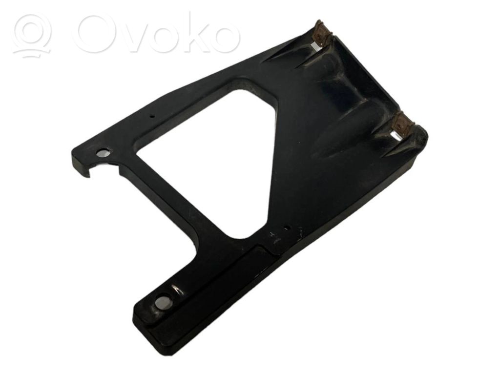 Кронштейн крепления заднего бампера