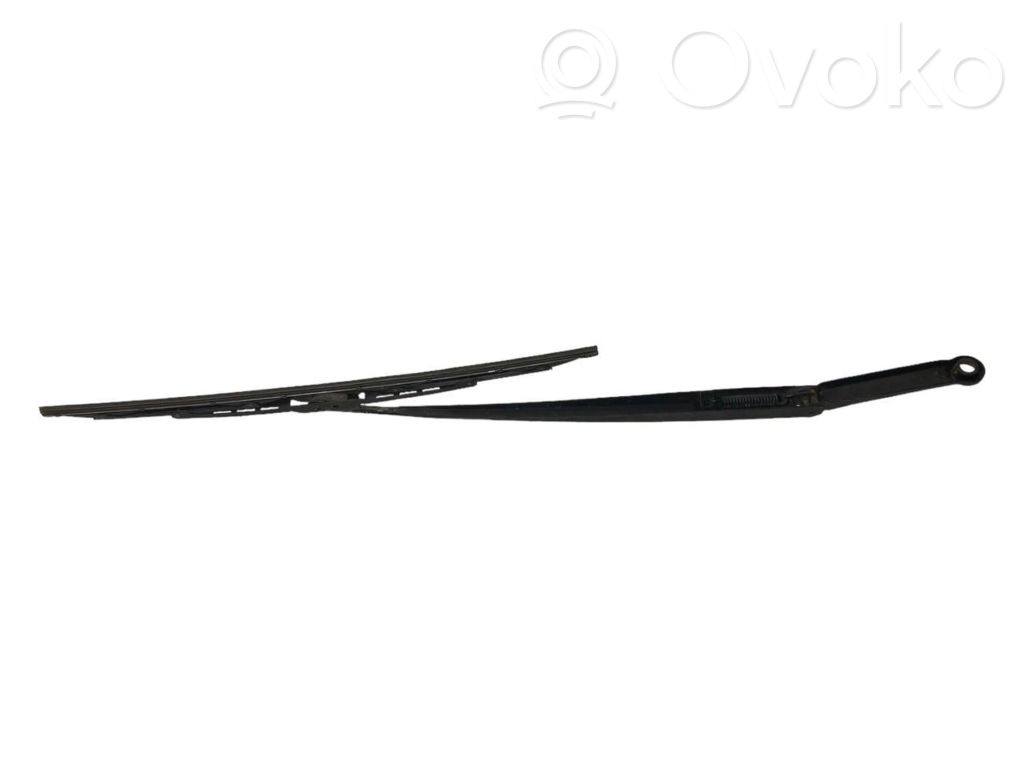 Priekšējā loga tīrītāja kājiņa