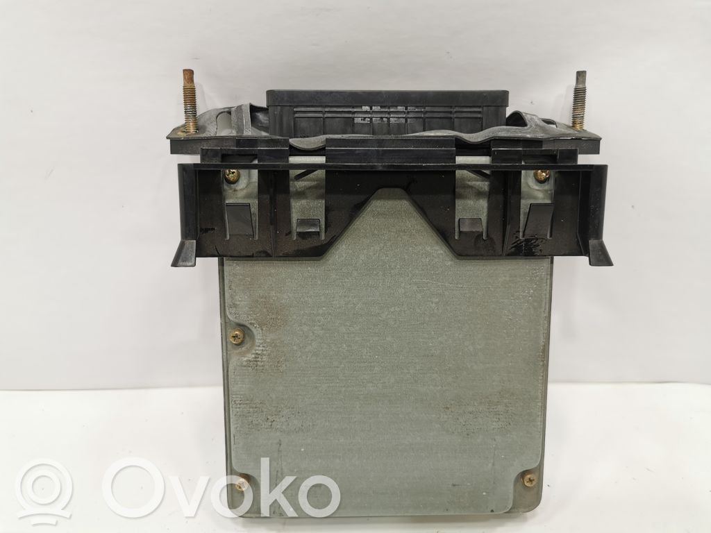 Dzinēja vadības bloks