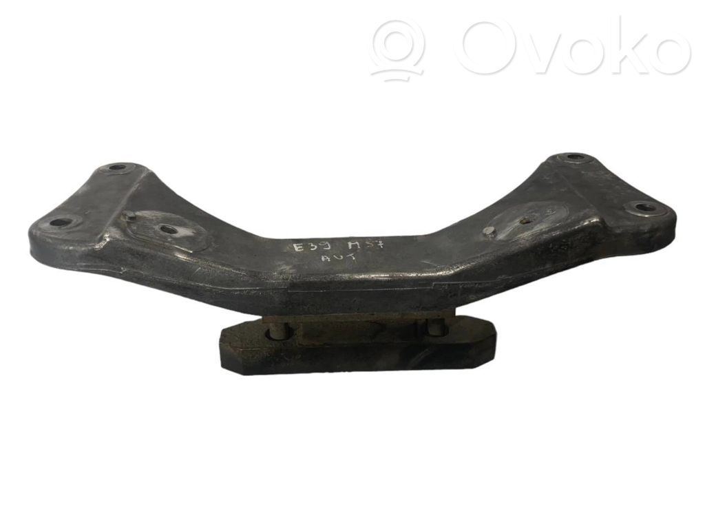 Transmission mounting bracket