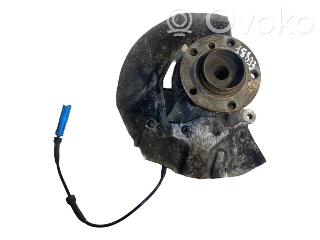 Priekšējā riteņa rumbas vārpstas šarnīrs (stupica, capfa)