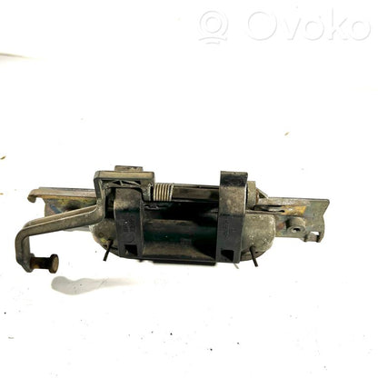 Внешняя ручка открывания