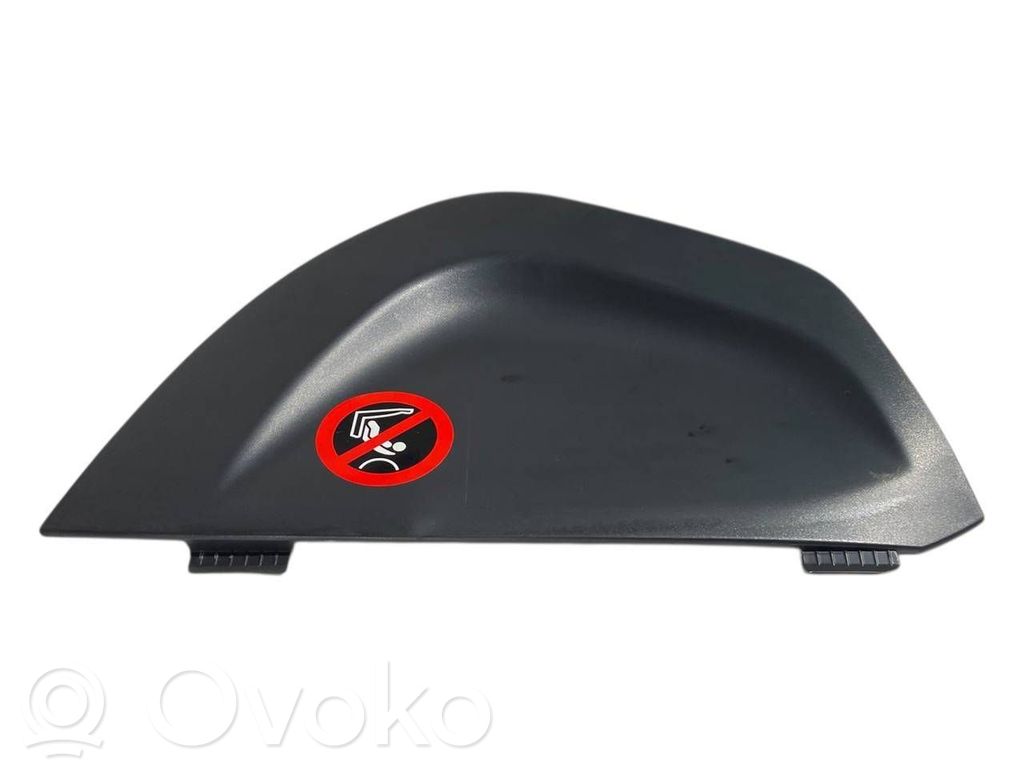 Paneļa dekoratīvās apdares vairogs (sānu)