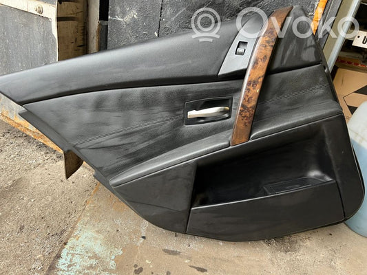 Rear door trim