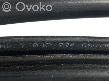 Priekšpusē apdares gumija (virsbūvē)