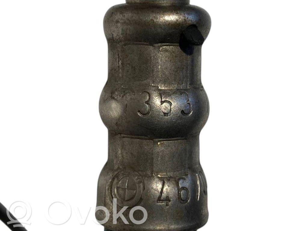 Degvielas caurulīte (-es)