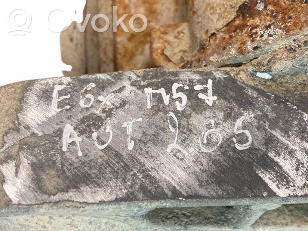 Aizmugurējais reduktors