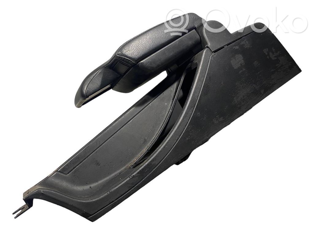 Подлокотник