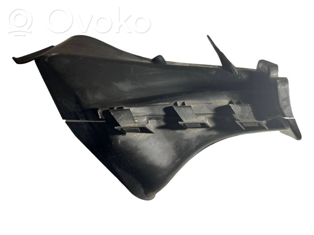 Brake cooling air duct