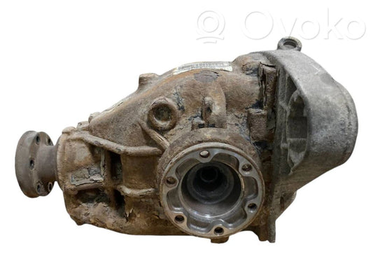 Aizmugurējais reduktors