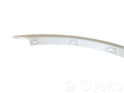 Front arch trim