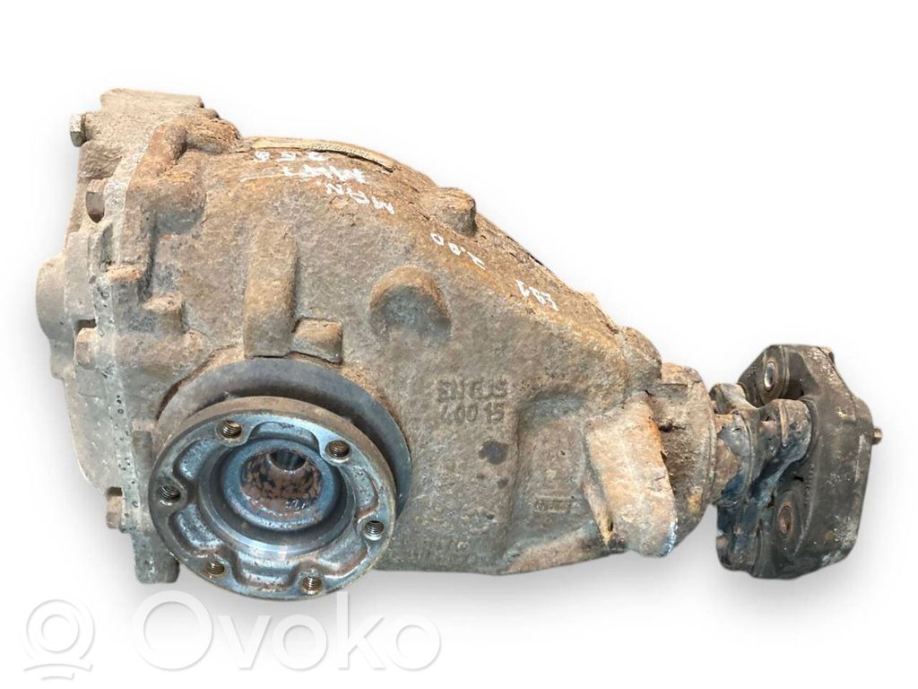 Aizmugurējais reduktors