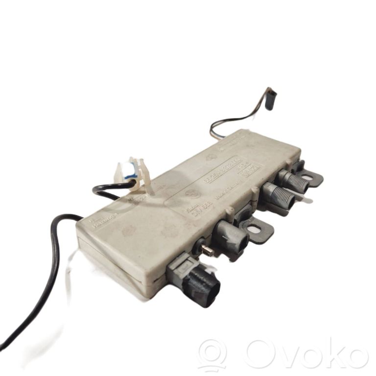 Antenas vadības bloks