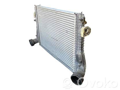 Starpdzesētāja radiators