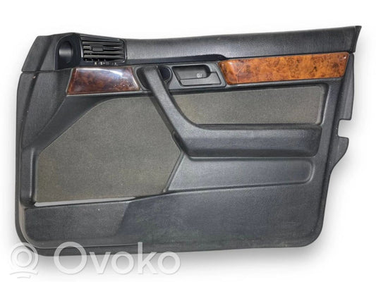 Priekšējo durvju apdare