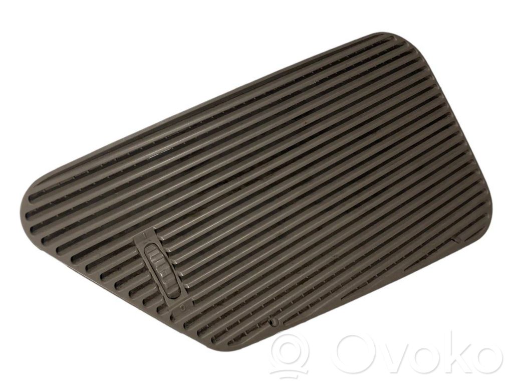 Centrālais gaisa ventilācijas režģis