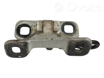 Aizmugurējā pārsega eņģe (-ess)