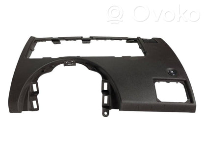 Paneļa dekoratīvās apdares vairogs (apakšējais)