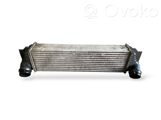 Starpdzesētāja radiators
