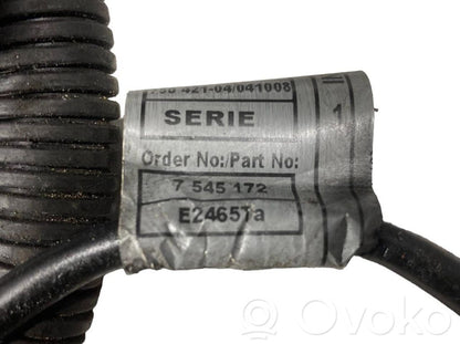 Dzinēja vadu instalācija