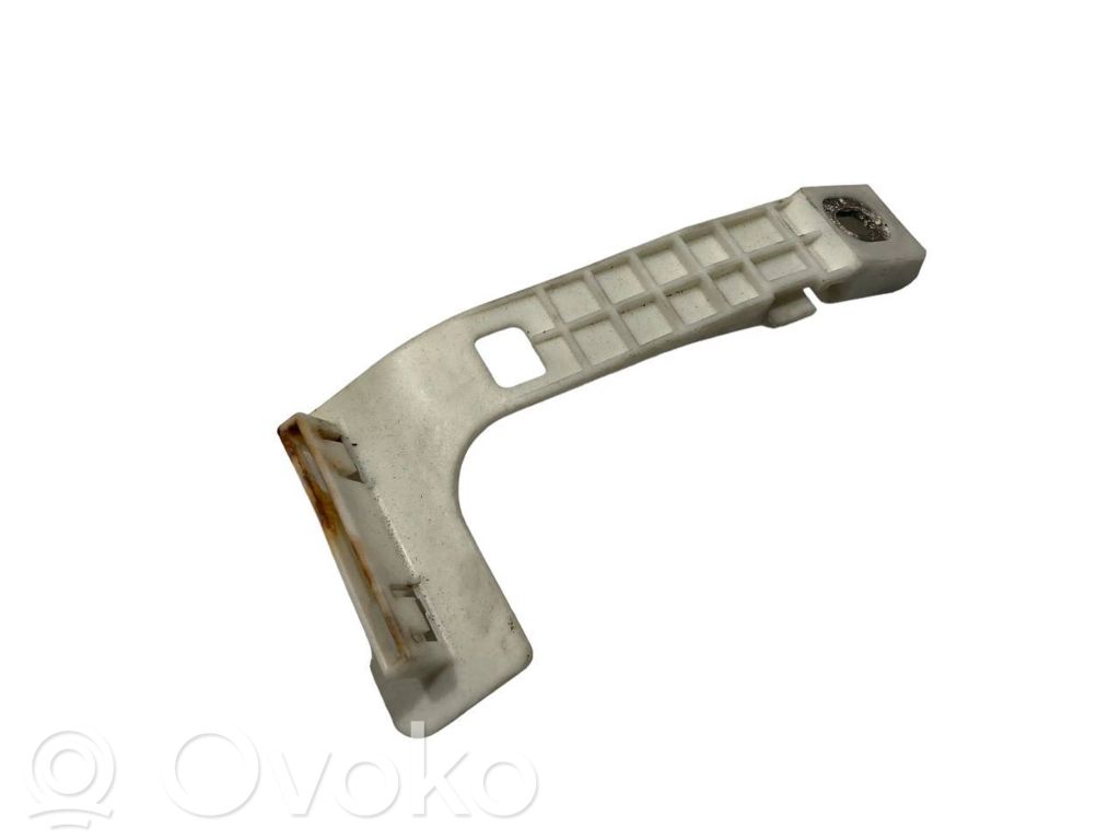 Akseleratora pedāļa turētājs