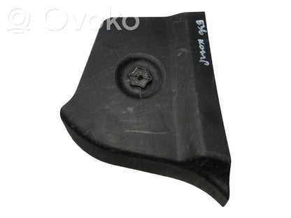 Aizmugures spuldzes vāka turētājs