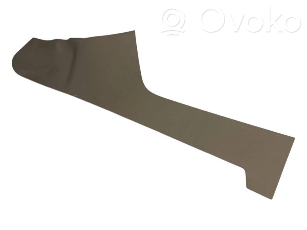 Sānu dekoratīvā apdare (priekšā)