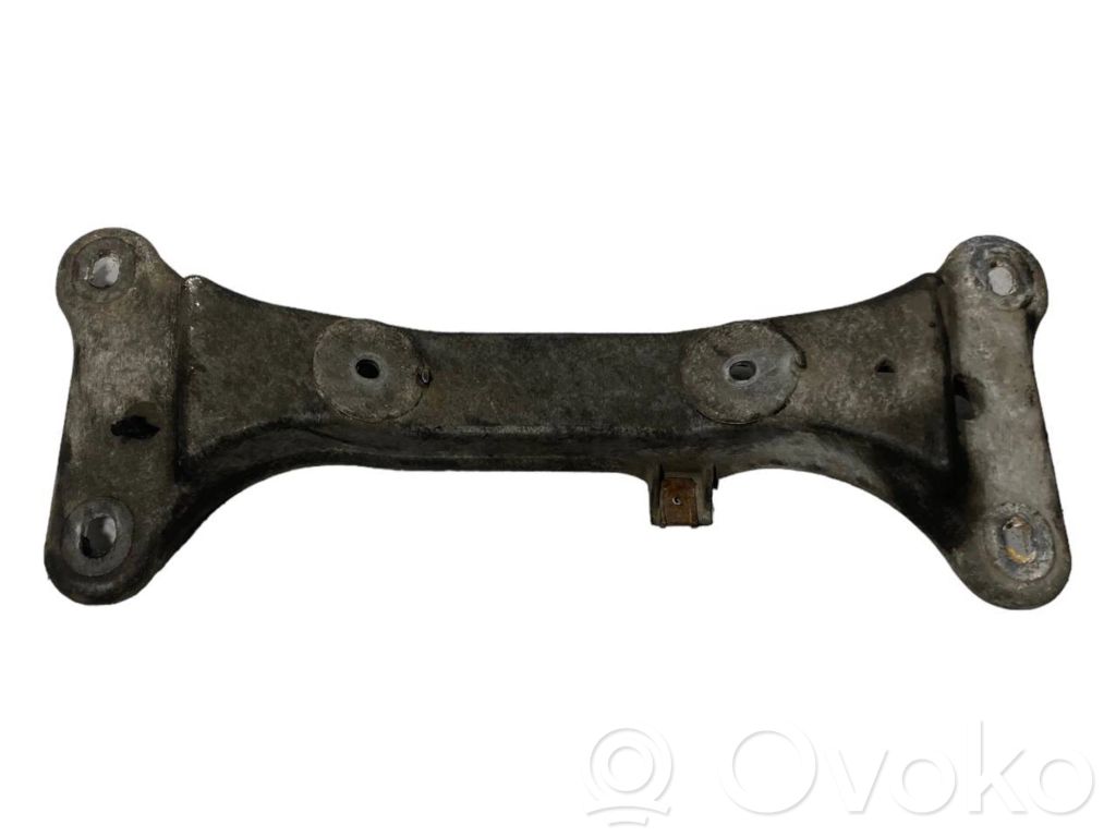 Dzinēja nostiprināšanas stiprinājums-kronšteins