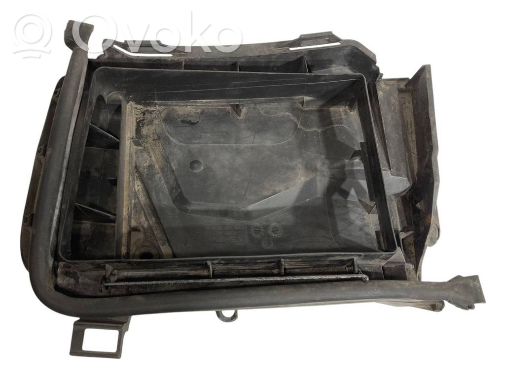Air filter box