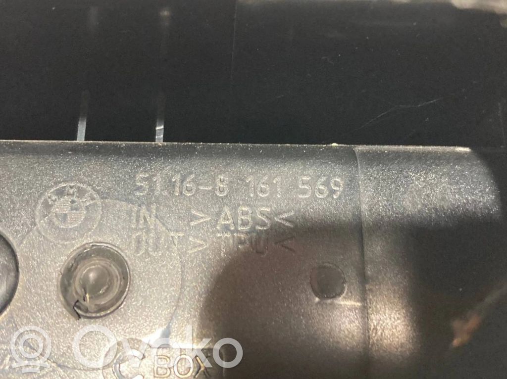 Gear shift lever decorative trim (plastic)