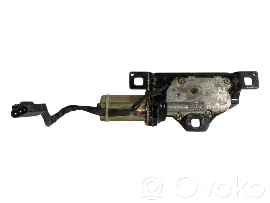 Tailgate latch