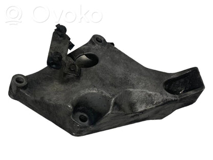 Dzinēja nostiprināšanas stiprinājums-kronšteins