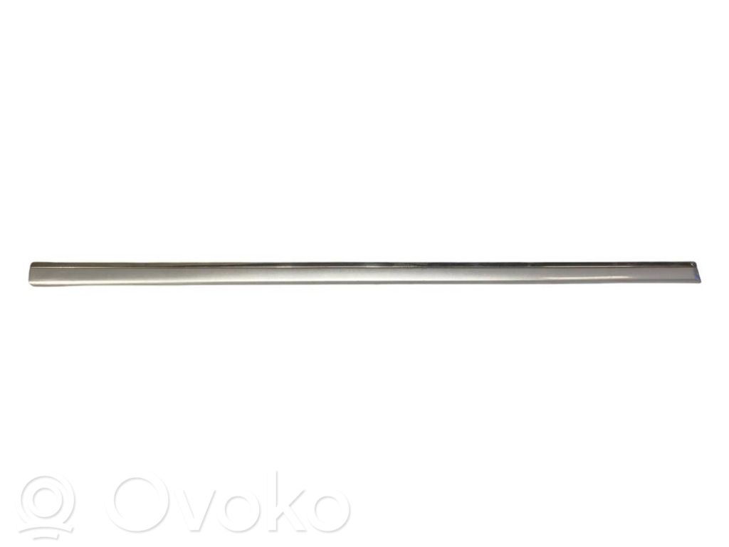 Dekoratīvās aizmugurē bampera ulikas