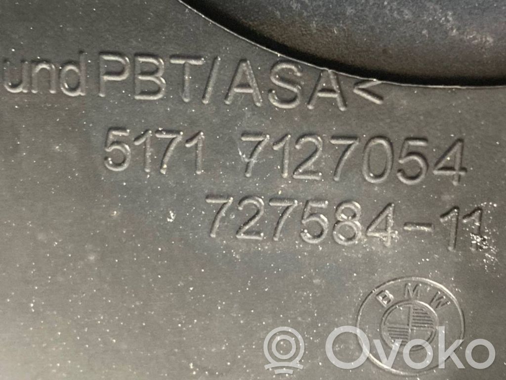 Spoilera aizmugurējais vāks