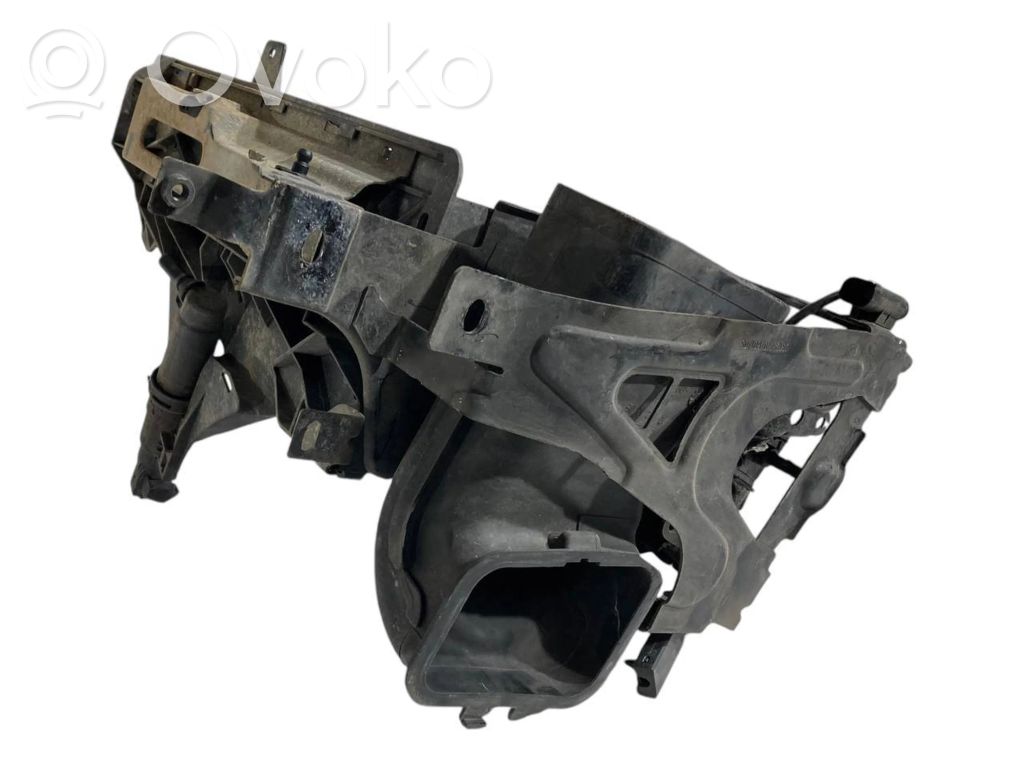 Headlight holder