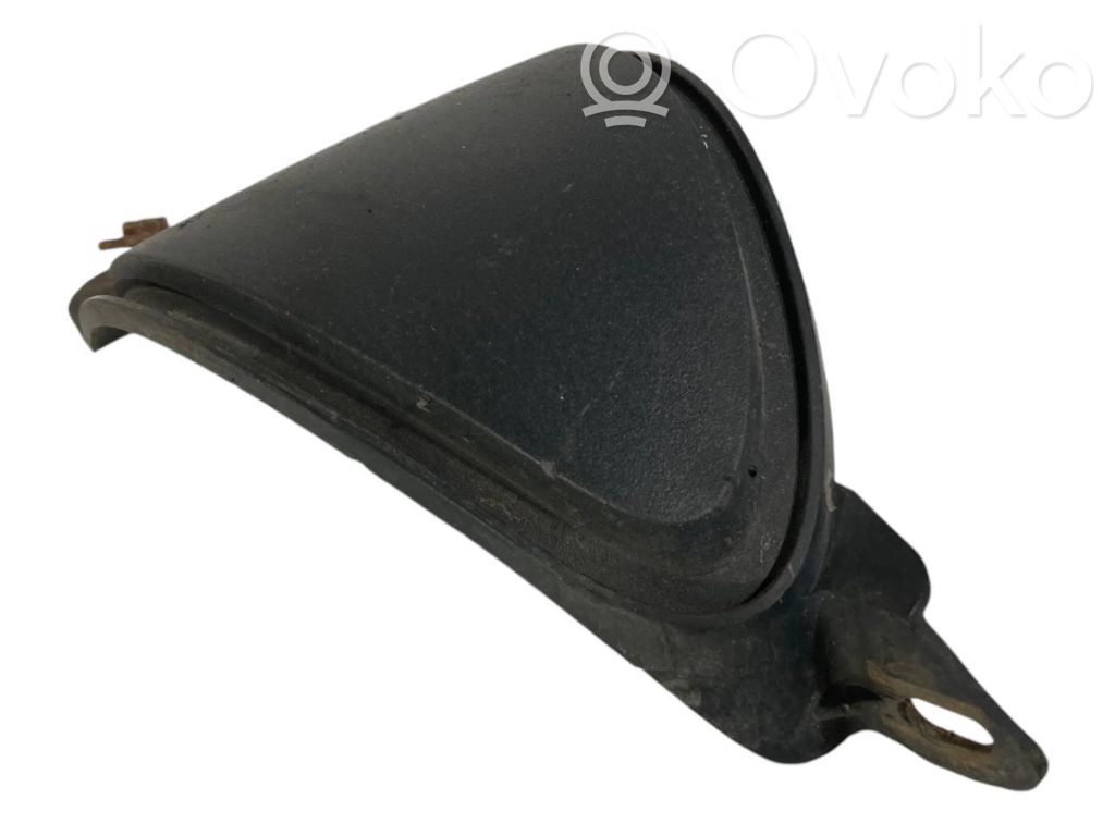 Декоративная решетка противотуманных фар