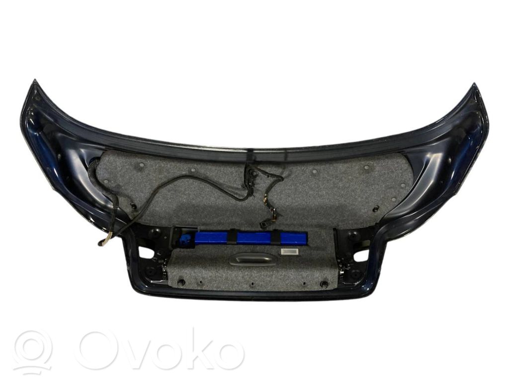 Aizmugurējais pārsegs (bagāžnieks)